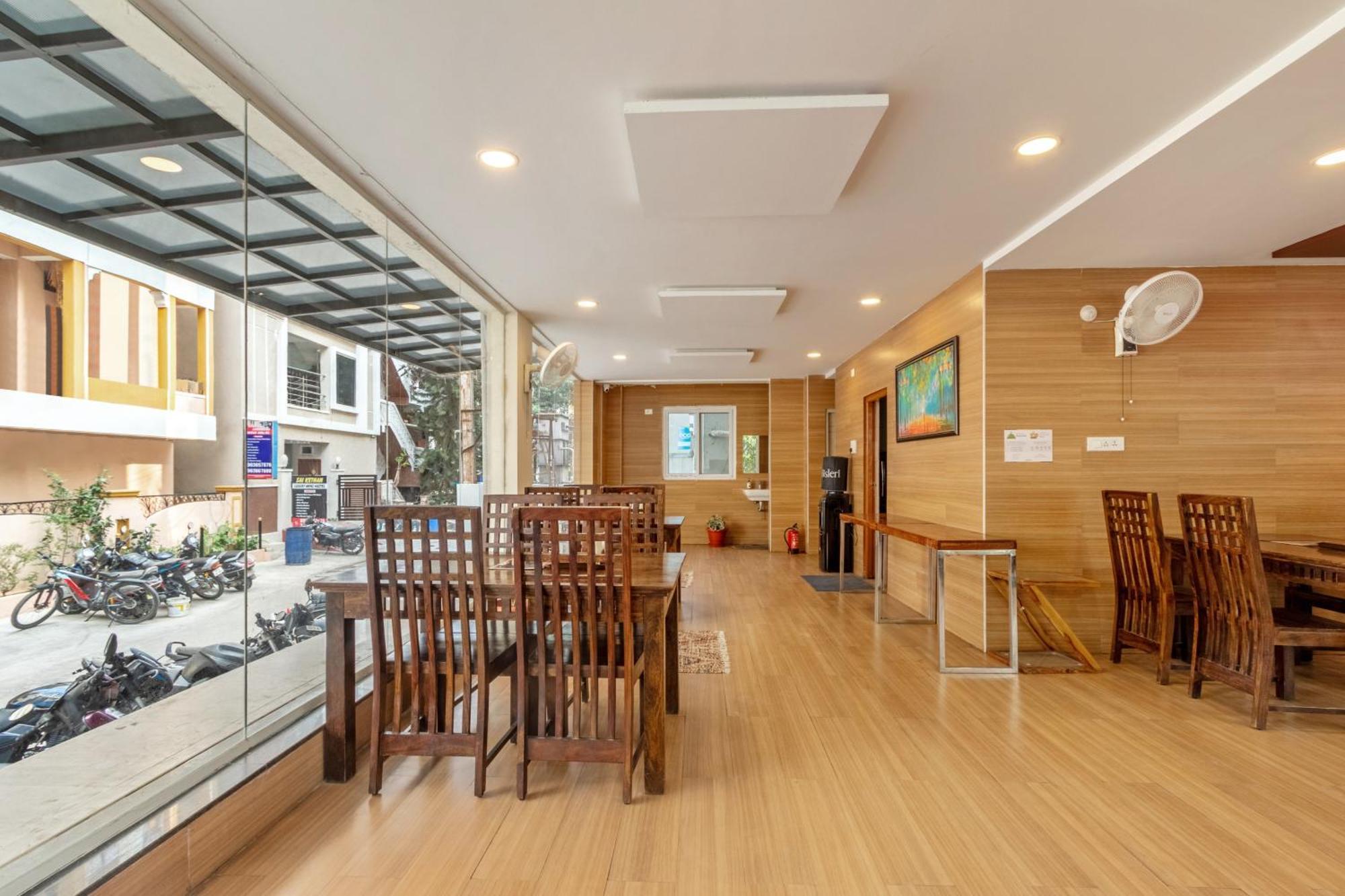 Hotel Treebo Purple Square Hyderabad Exterior foto